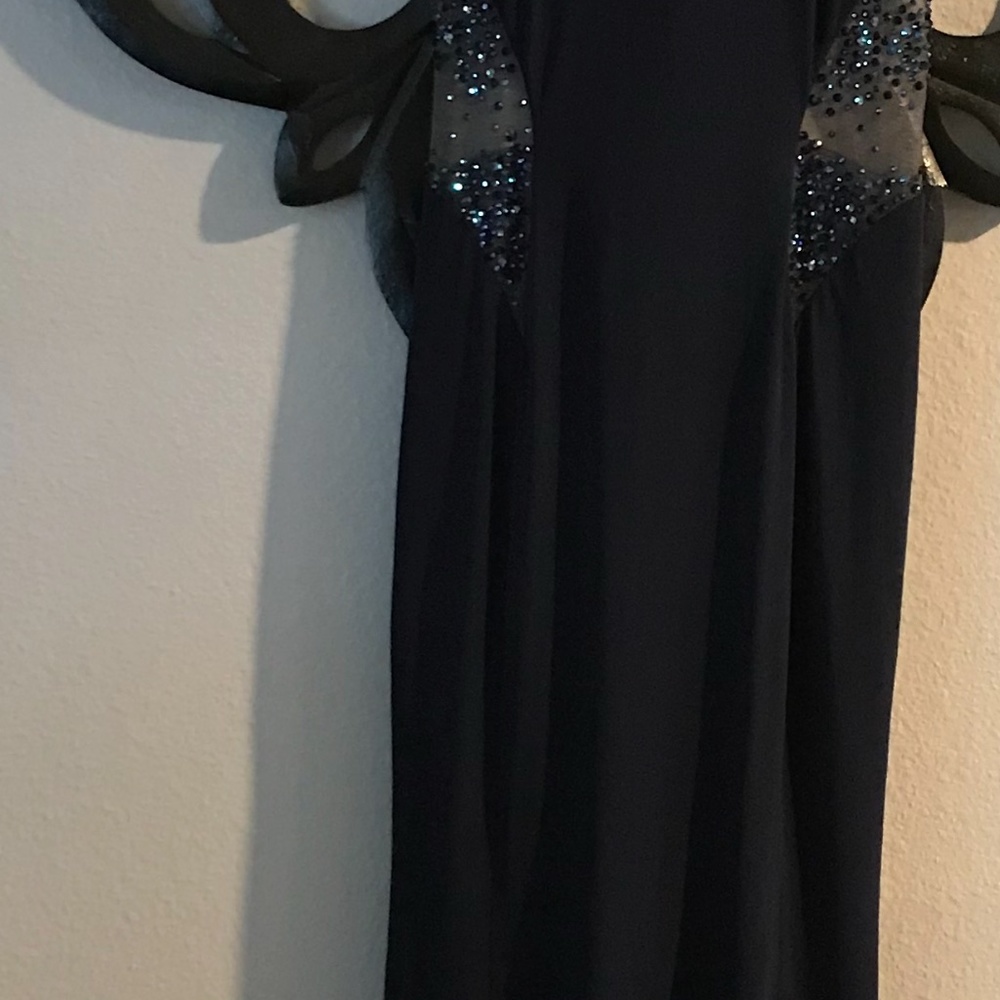 Dark blue long prom type dress